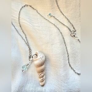 Silver Shell Pendant Necklace